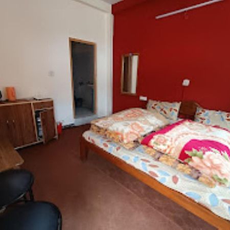 Renu Paradise , Ayodhya Hotel Eksteriør billede