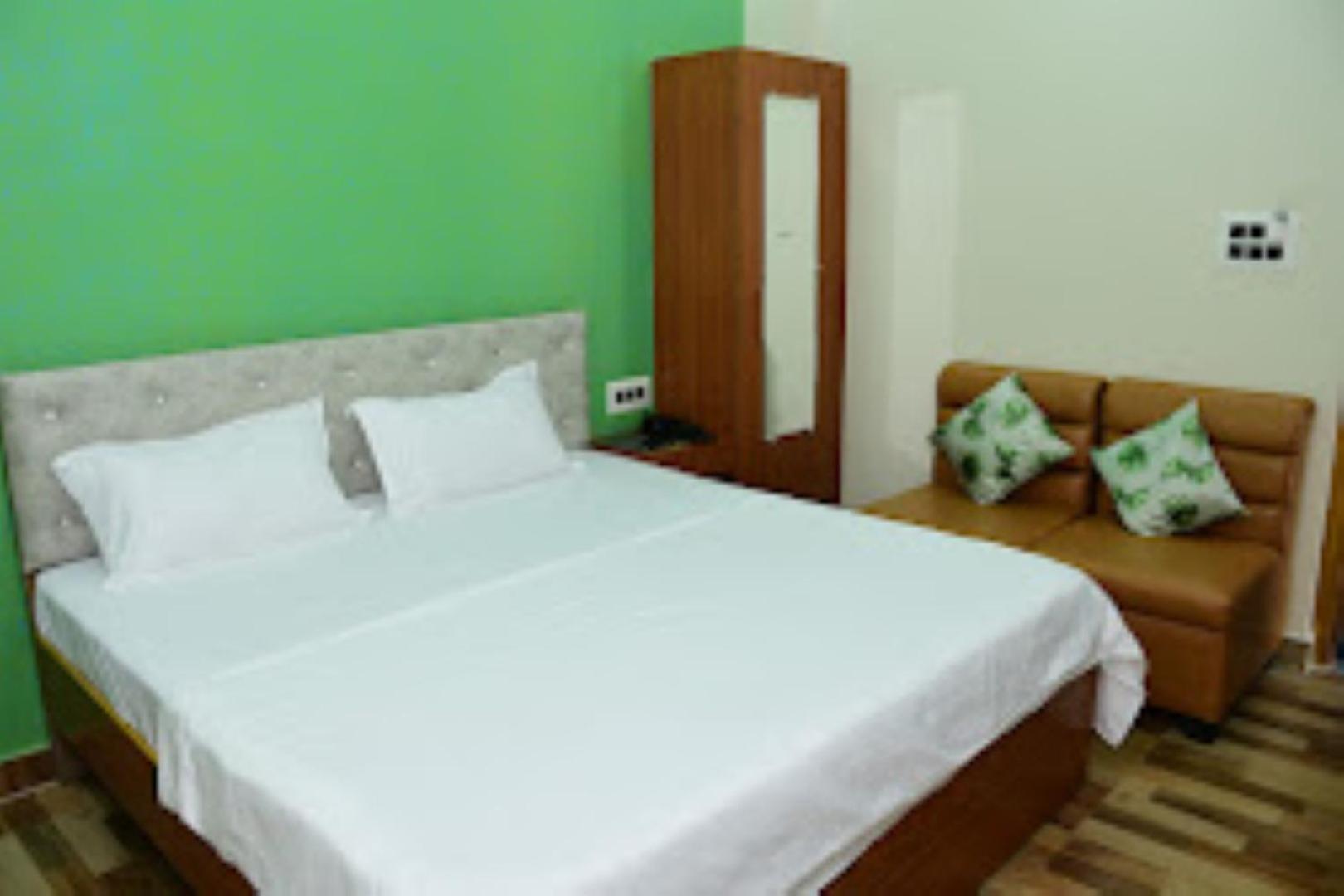 Renu Paradise , Ayodhya Hotel Eksteriør billede