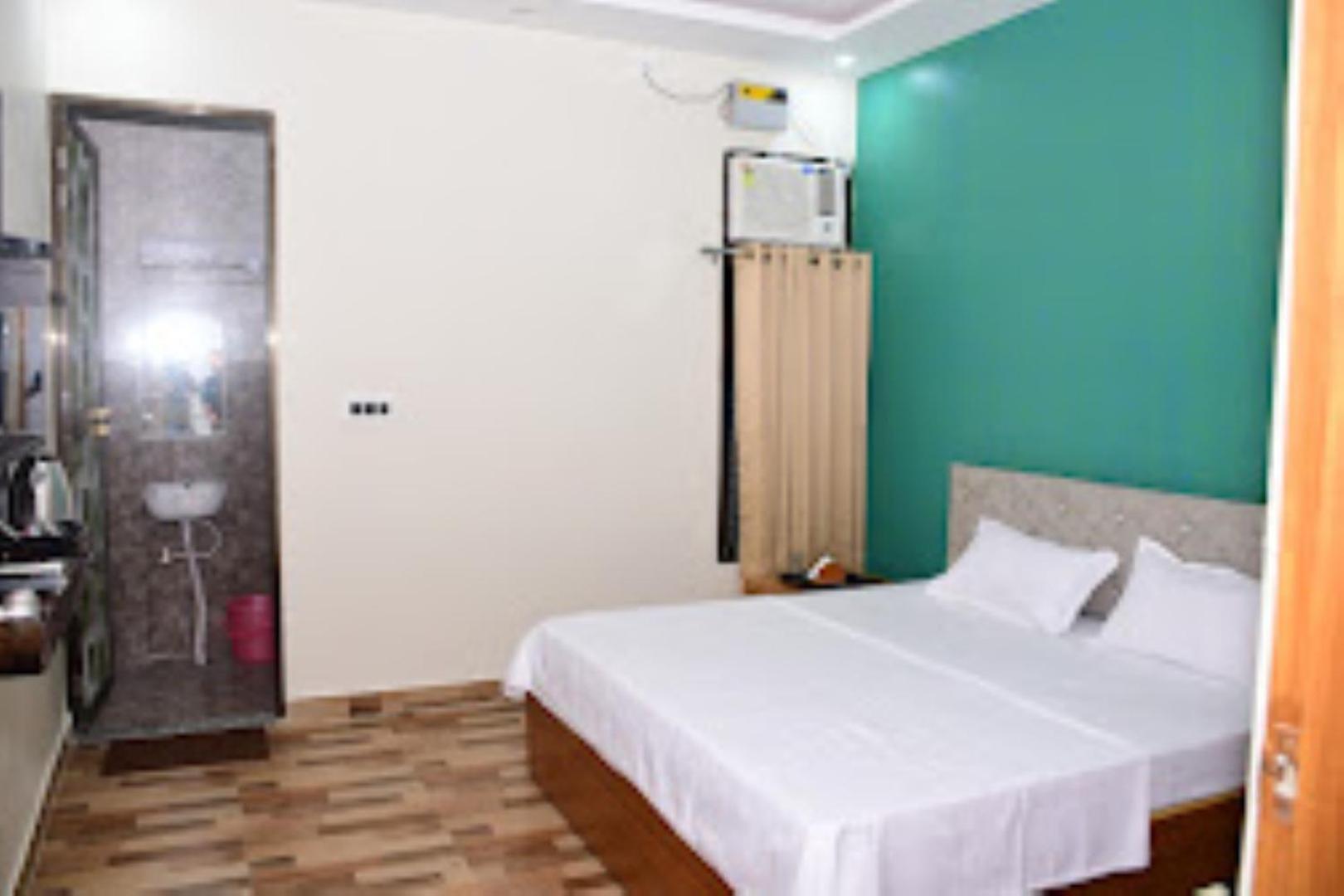 Renu Paradise , Ayodhya Hotel Eksteriør billede